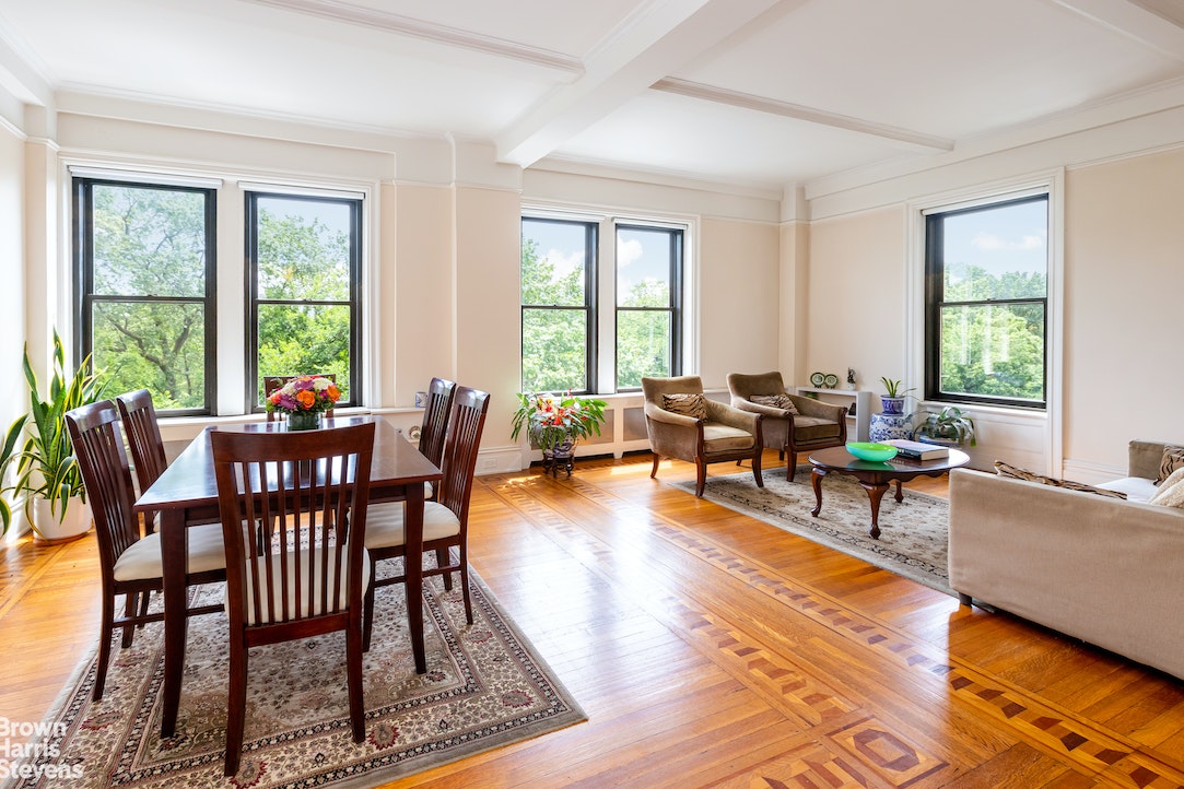 Photo 1 of 333 Central Park W 62, Upper West Side, NYC, $2,500,000, Web #: 21940057