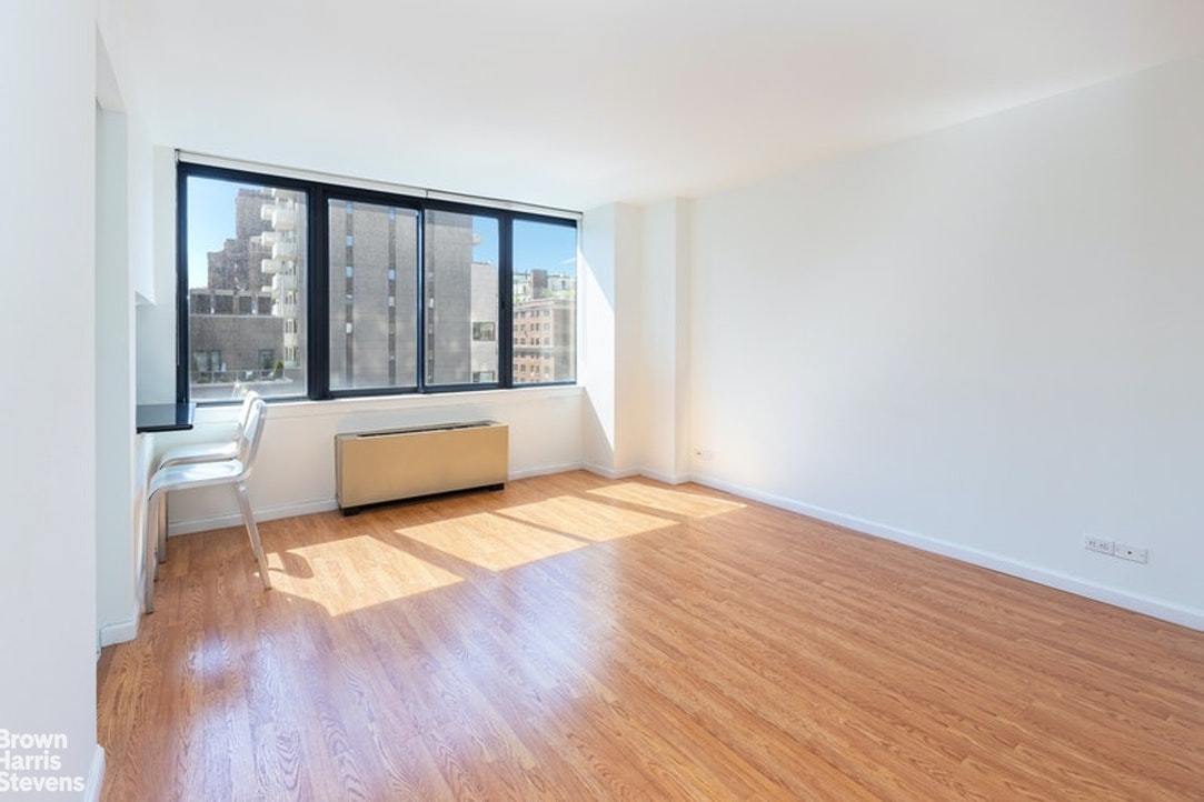 Photo 1 of 455 East 86th Street 14D, Upper East Side, NYC, $2,700, Web #: 21949950