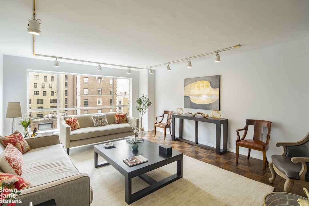 Photo 1 of 1020 Park Avenue 11A, Upper East Side, NYC, $2,235,000, Web #: 22006335