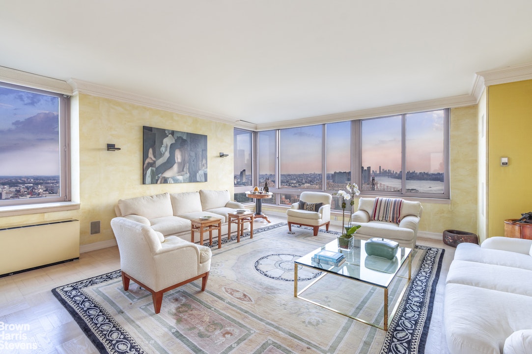 Photo 1 of 524 East 72nd Street, Upper East Side, NYC, $2,888,000, Web #: 22044346