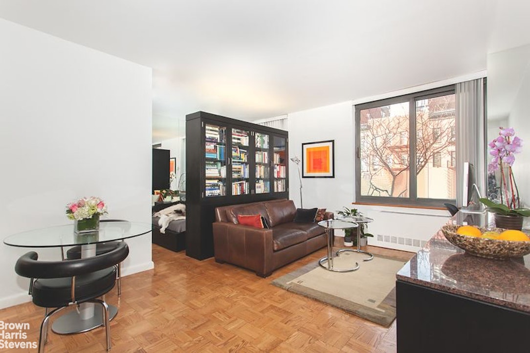 Photo 1 of 300 East 85th Street 203, Upper East Side, NYC, $3,000, Web #: 22180401