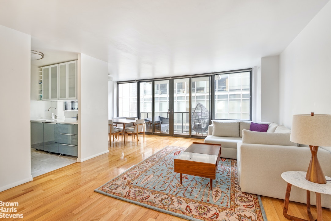 Photo 1 of 161 West 61st Street 10E, Upper West Side, NYC, $4,500, Web #: 22189662