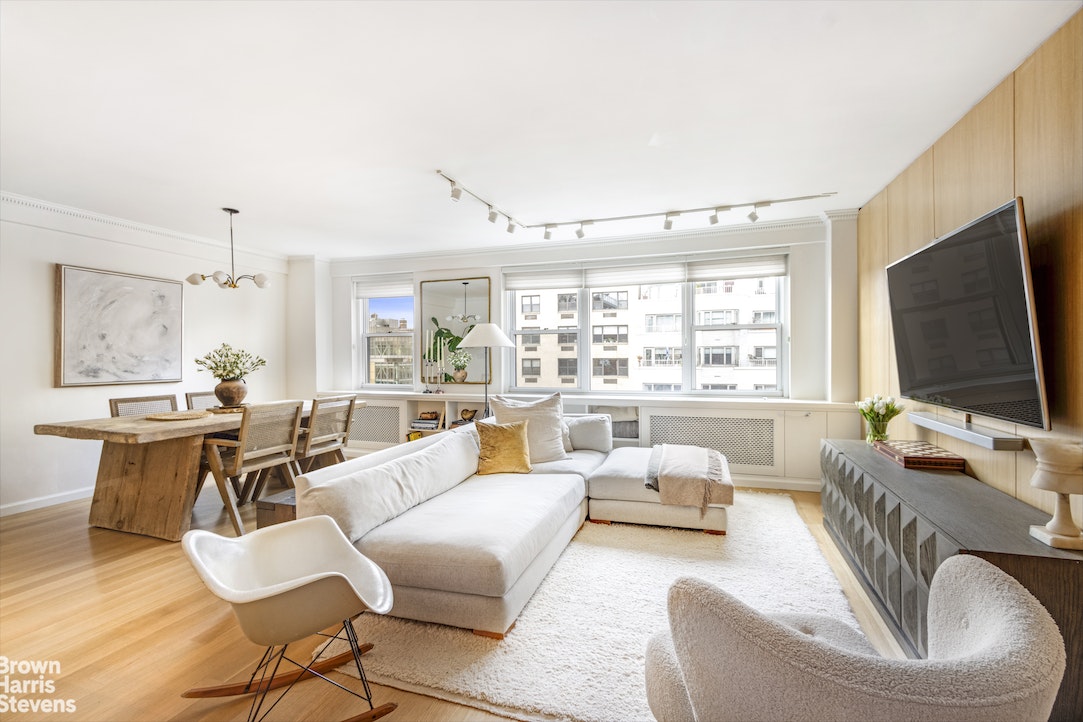 Photo 1 of 200 East 84th Street 16C, Upper East Side, NYC, $1,825,000, Web #: 22249056