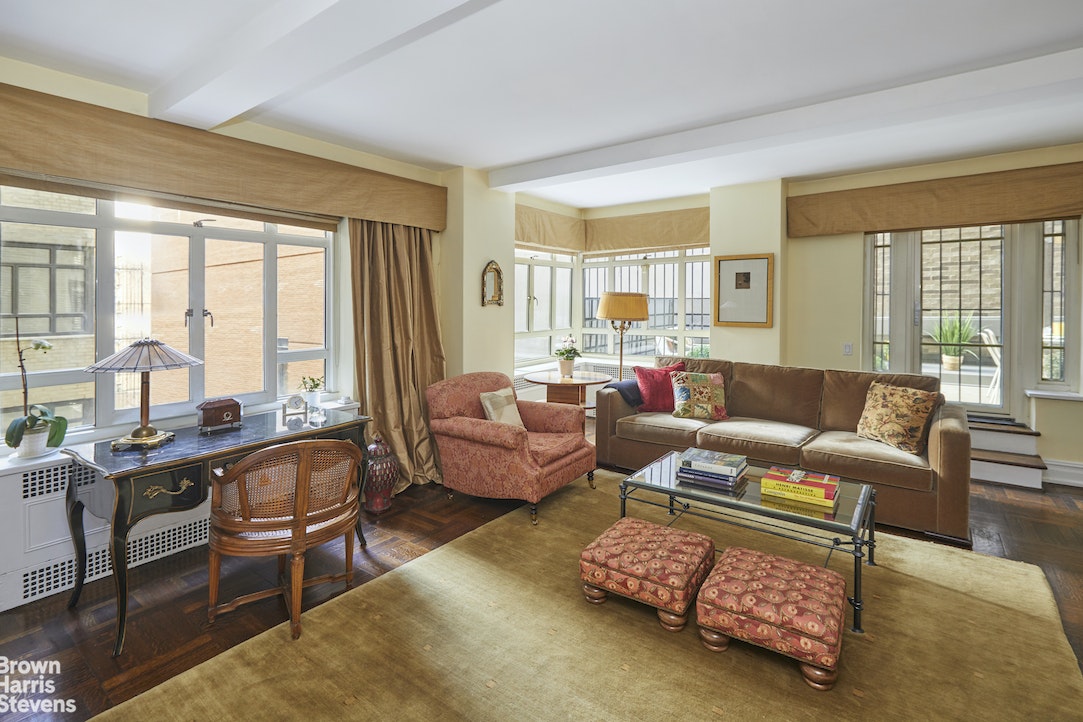 Photo 1 of 19 East 88th Street 2G, Upper East Side, NYC, $975,000, Web #: 22322639