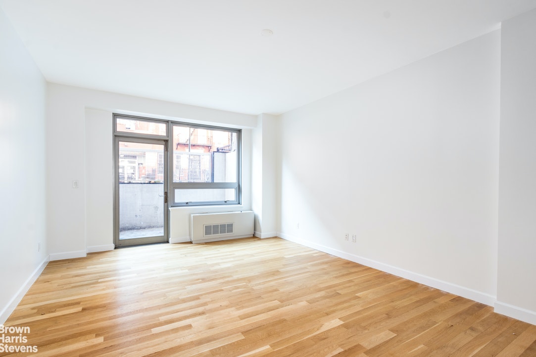 Photo 1 of 517 West 46th Street L105, Midtown West, NYC, $6,500, Web #: 22517637