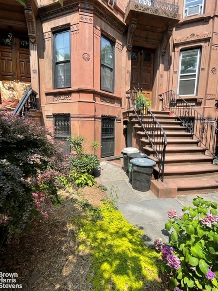 Photo 1 of 177 Garfield Place Garden, Brooklyn, New York, $3,600, Web #: 22581012