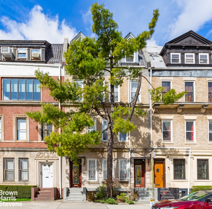 Photo 1 of 302A Brooklyn Avenue, Crown Heights, New York, $3,495,000, Web #: 22895667