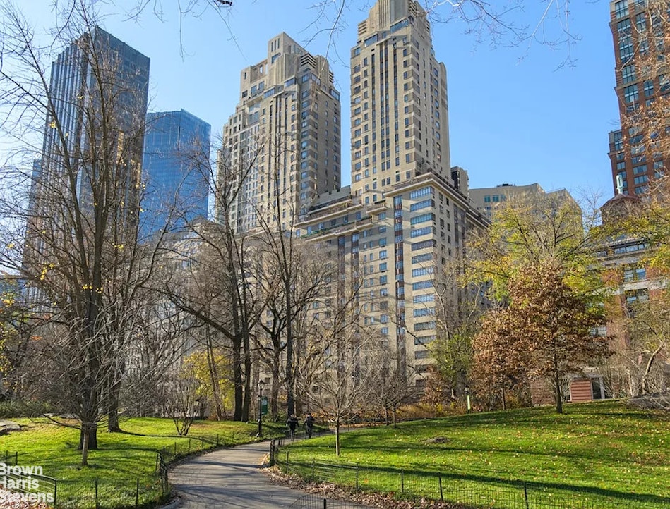 Photo 1 of 25 Central Park West 2G, Upper West Side, NYC, $4,300, Web #: 22957996