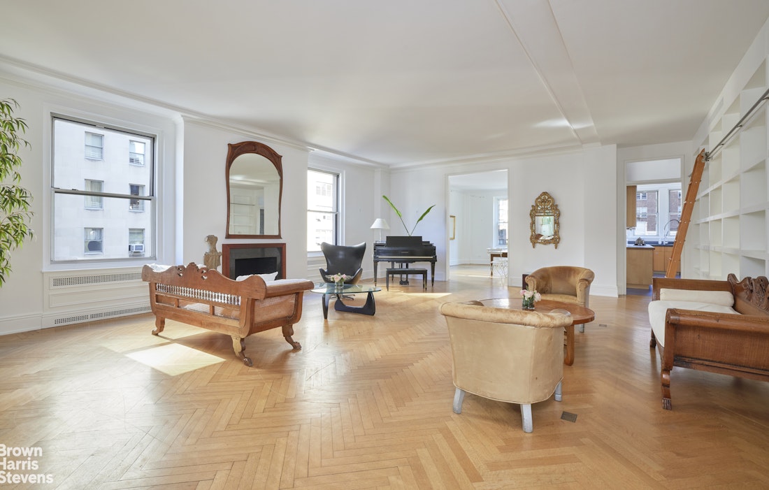 Photo 1 of 31 East 72nd Street 6Bc, Upper East Side, NYC, $4,500,000, Web #: 23172348