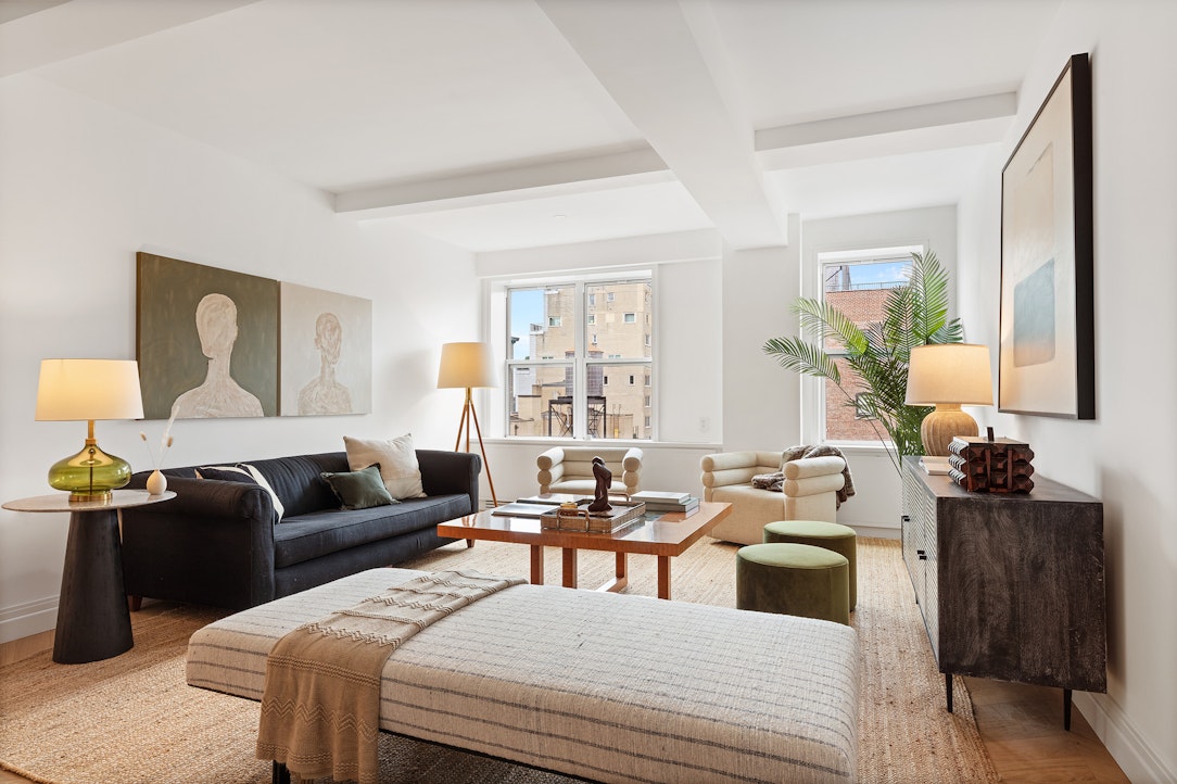 Photo 1 of 393 West End Avenue 11C, Upper West Side, NYC, $3,615,000, Web #: 23215011