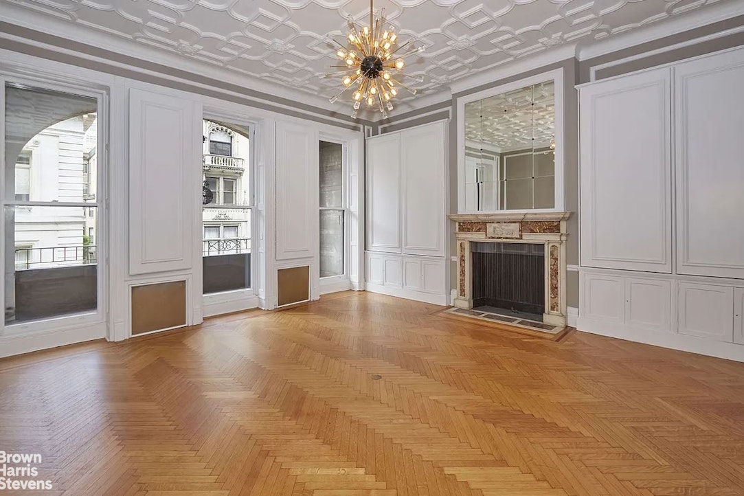 Photo 1 of 4 East 78th Street 3, Upper East Side, NYC, $9,450, Web #: 23272260