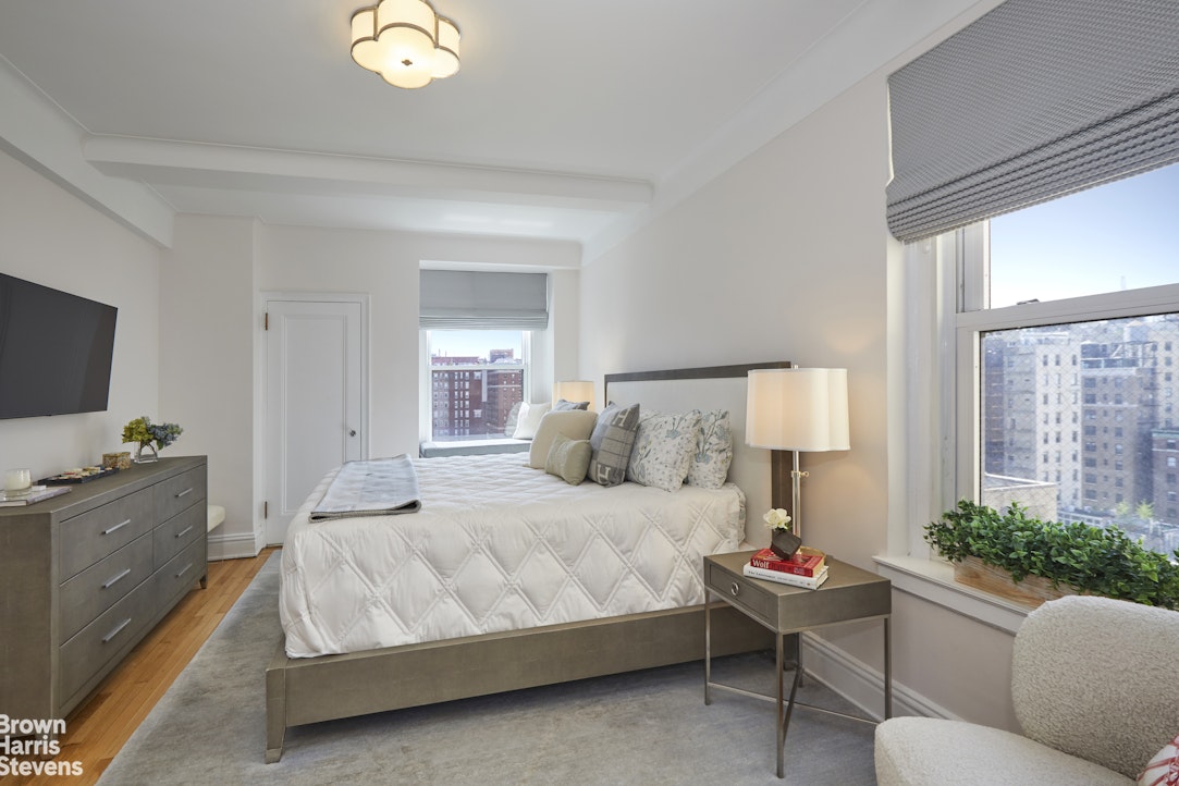 186 Riverside Drive Upper West Side New York NY 10024