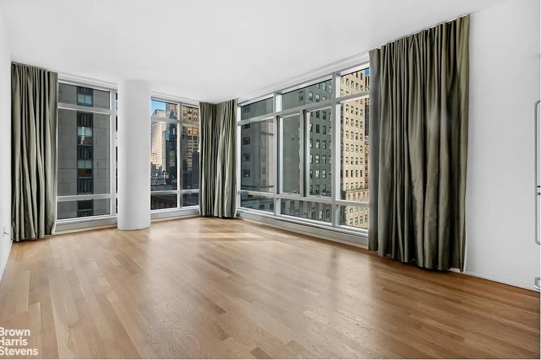 18 West 48th Street Midtown West New York NY 10036