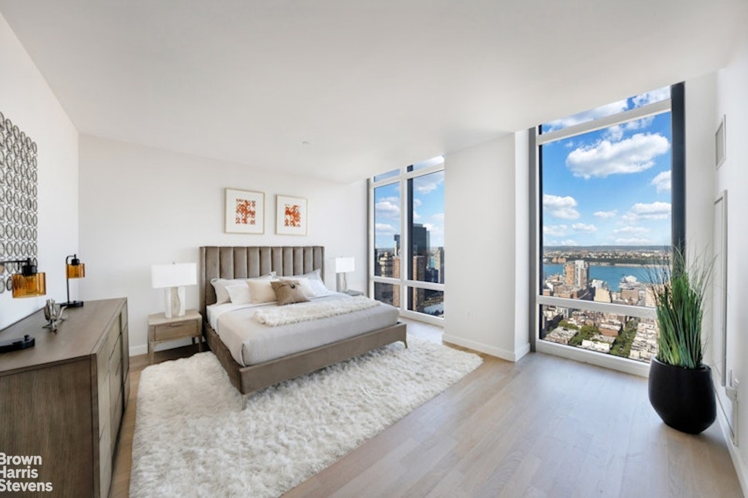 247 West 46th Street Midtown West New York NY 10036