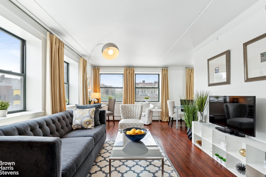 Photo 1 of 130 Lenox Avenue, Harlem, NYC, $725,000, Web #: 23483795