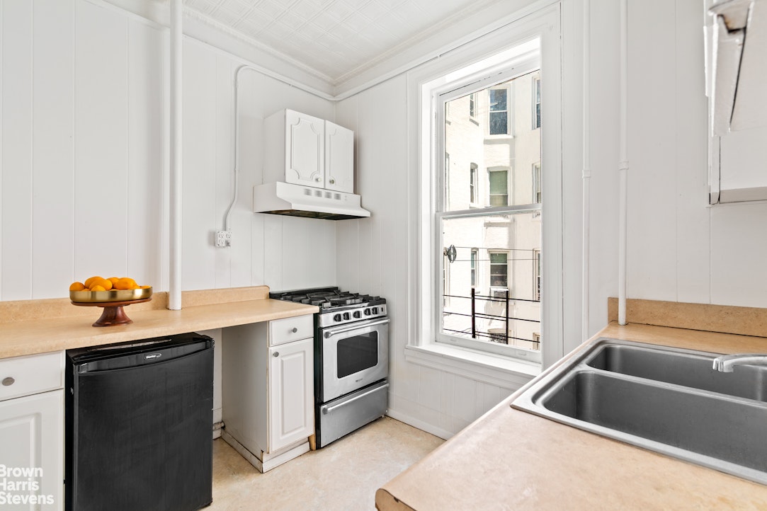 570 44th Street Sunset Park Brooklyn NY 11220