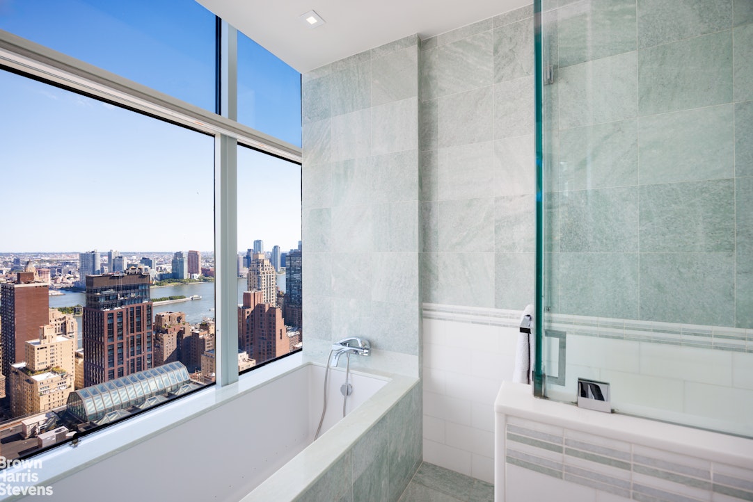 250 East 54th Street Turtle Bay New York NY 10022