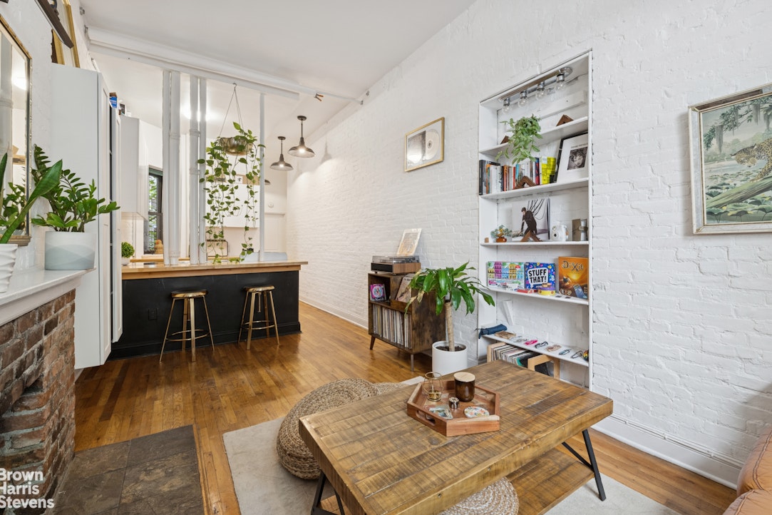 46 West 65th Street Lincoln Square New York NY 10023