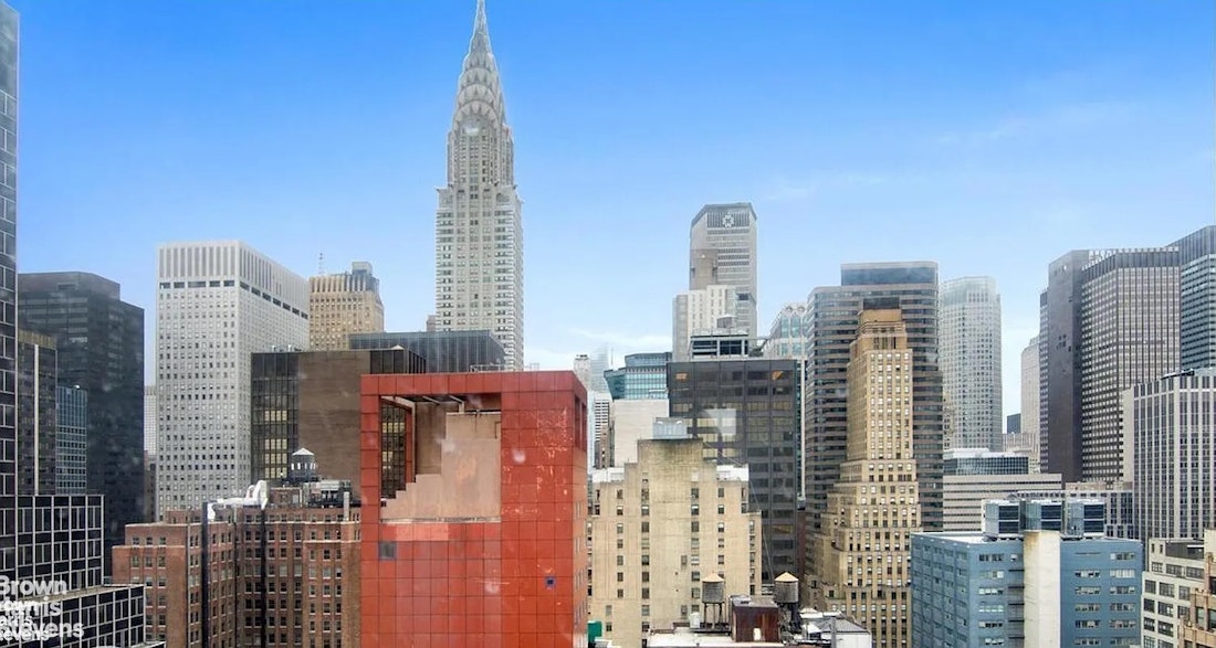 303 East 43rd Street 25C Turtle Bay New York NY 10017