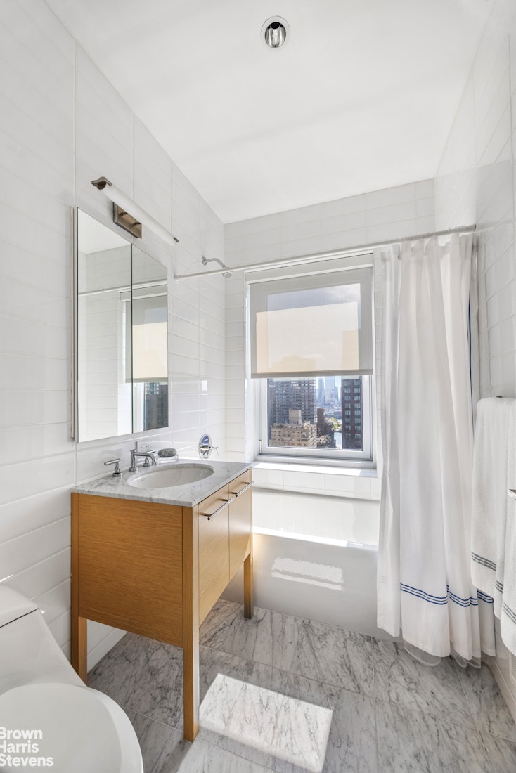 310 East 53rd Street Turtle Bay New York NY 10022
