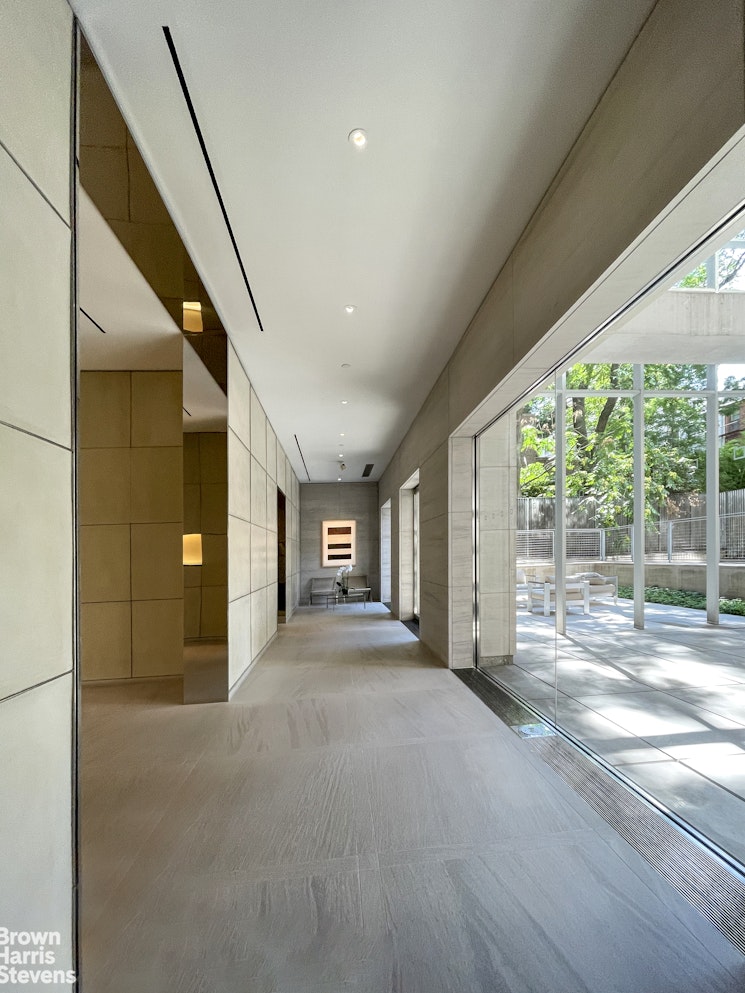 310 East 53rd Street Turtle Bay New York NY 10022