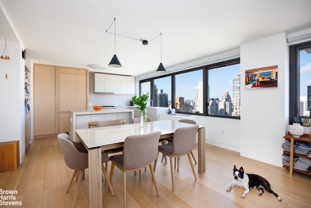 300 East 59th Street 3506 Sutton Place New York NY 10022