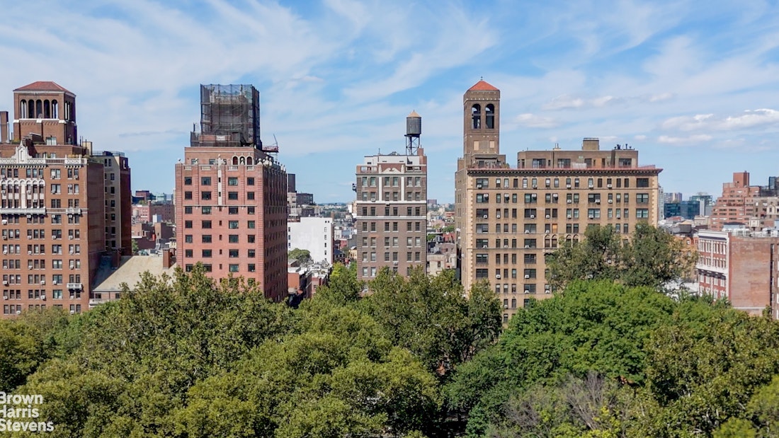 32 Washington Square West 14E Greenwich Village New York NY 10011
