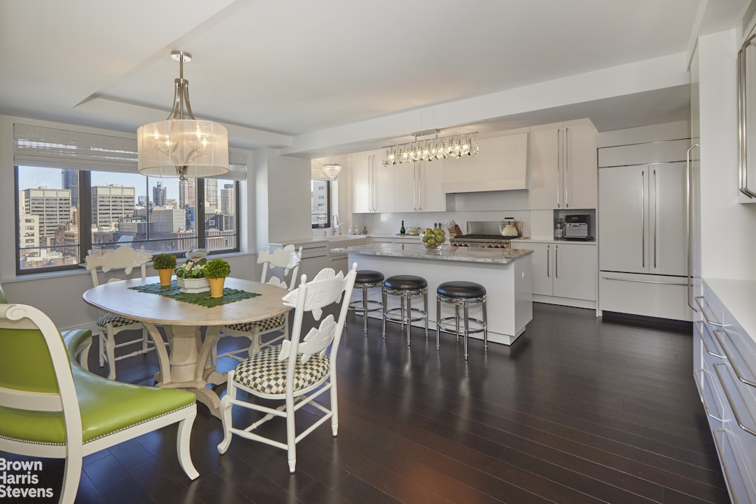 875 Fifth Avenue Upper East Side New York NY 10065