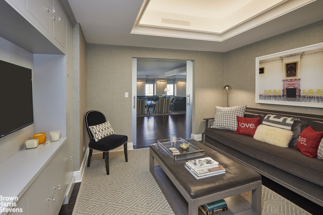 875 Fifth Avenue Upper East Side New York NY 10065