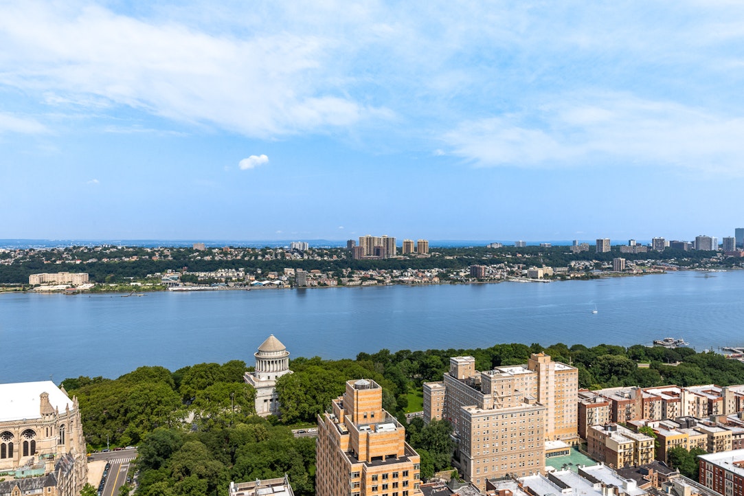 543 West 122nd Street 23A Morningside Heights New York NY 10027
