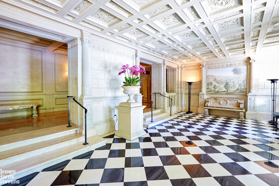 580 Park Avenue 2A Upper East Side New York NY 10065