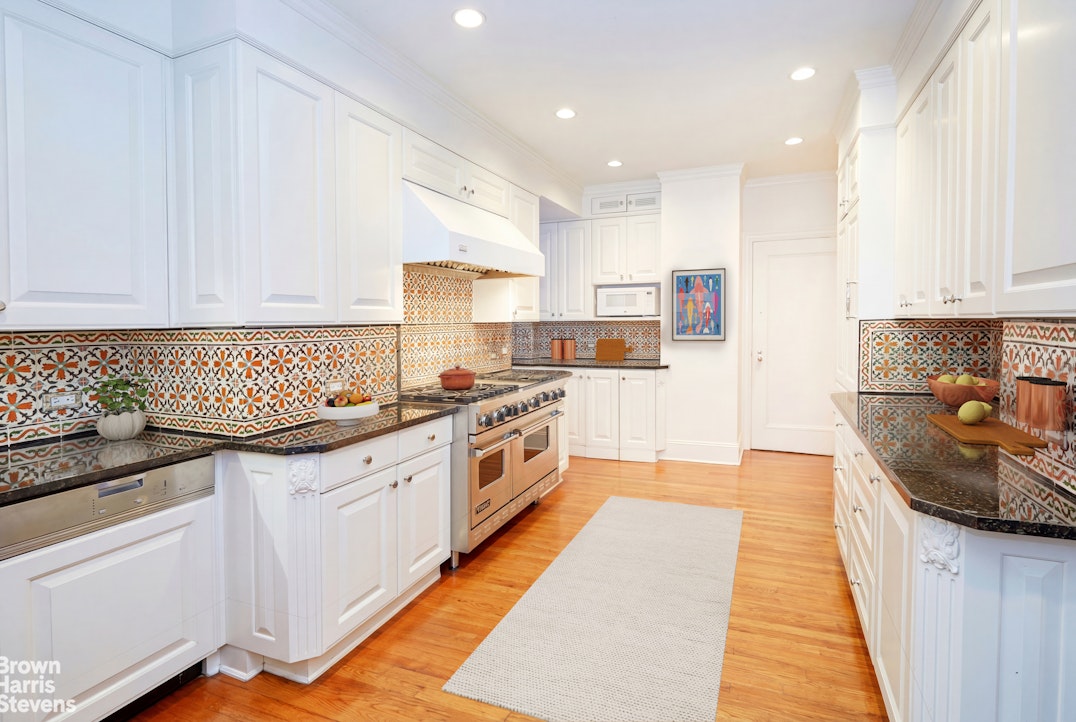 580 Park Avenue 2A Upper East Side New York NY 10065