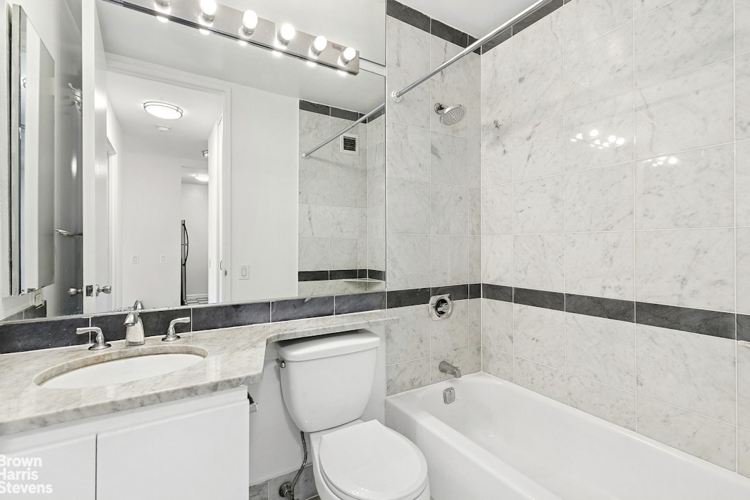 500 West 43rd Street 5G Clinton New York NY 10036