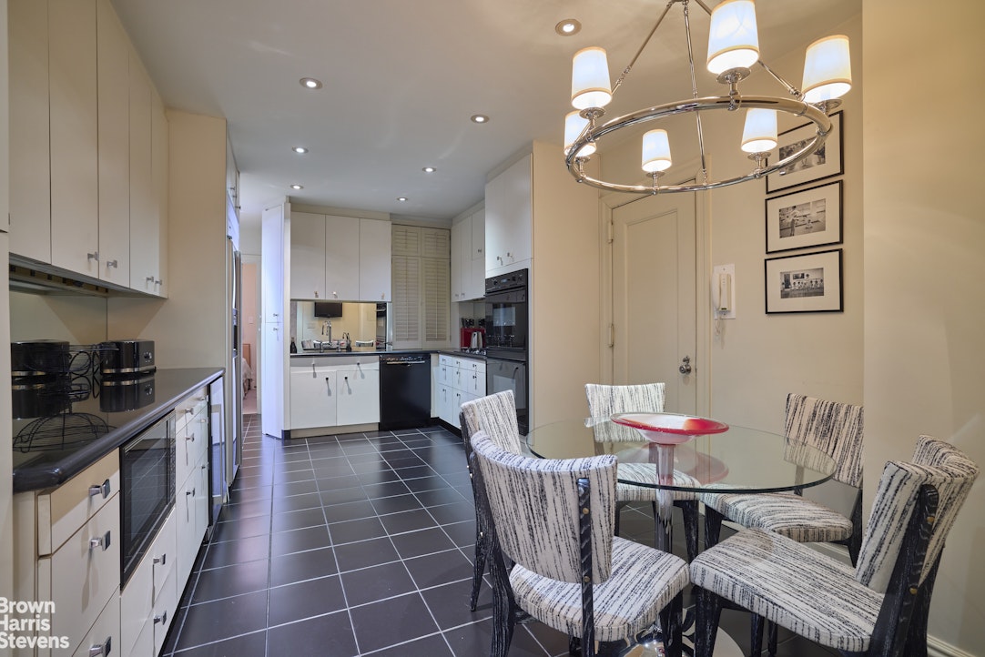 1049 Park Avenue 3A Upper East Side New York NY 10028