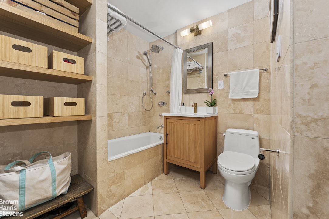 301 East 62nd Street 9HJ Upper East Side New York NY 10065