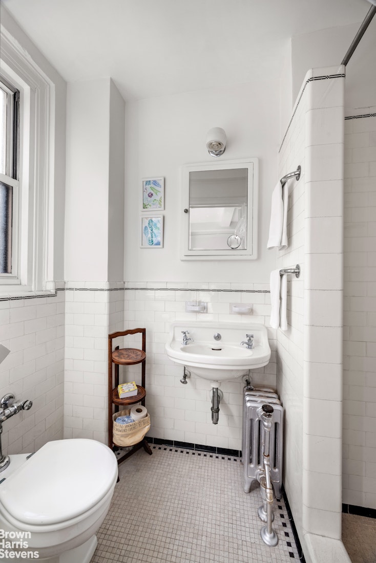 315 East 68th Street 13F Upper East Side New York NY 10065