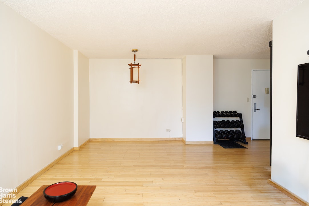 132 East 35th Street Murray Hill New York NY 10016