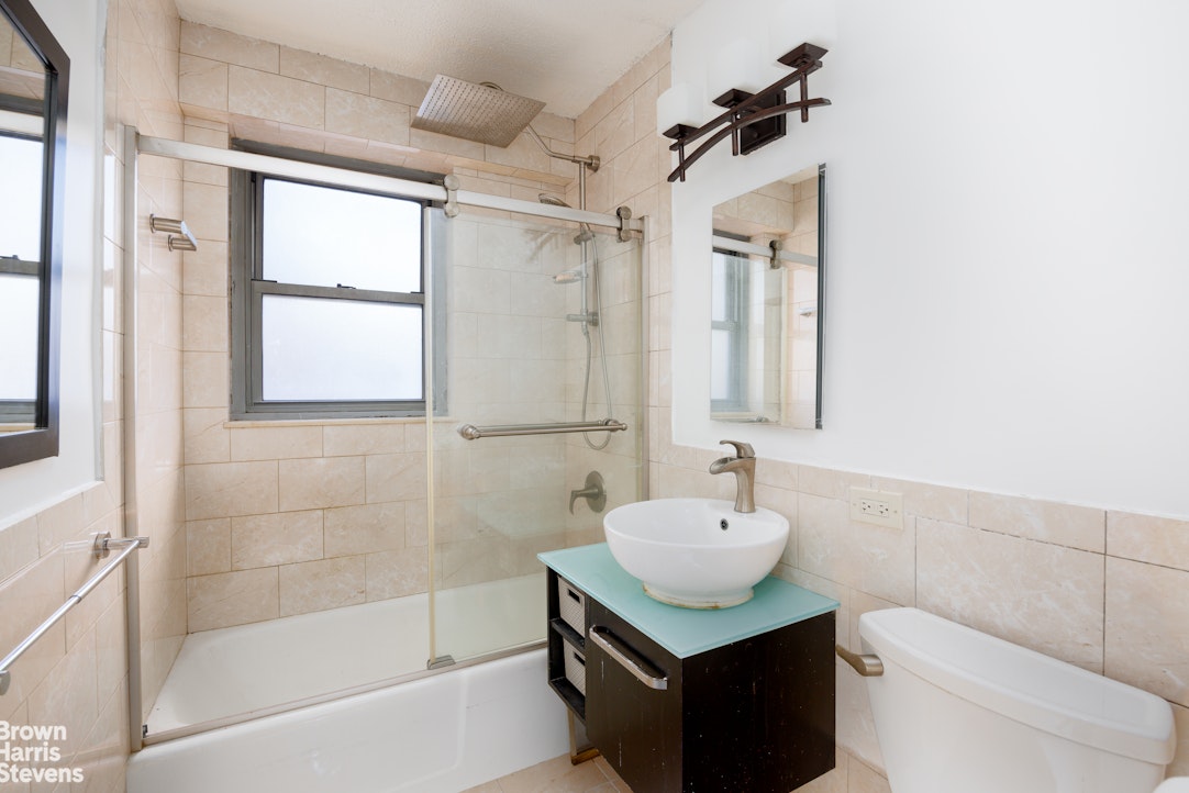 132 East 35th Street Murray Hill New York NY 10016