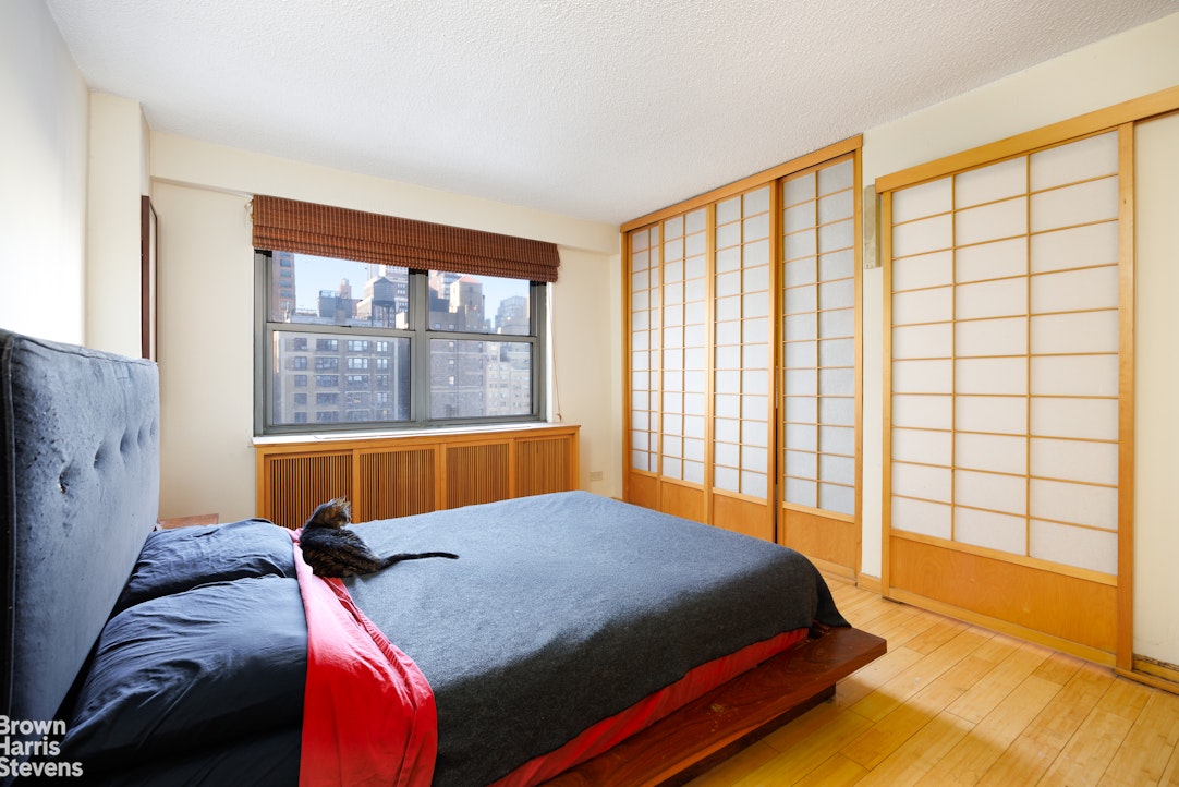 132 East 35th Street Murray Hill New York NY 10016