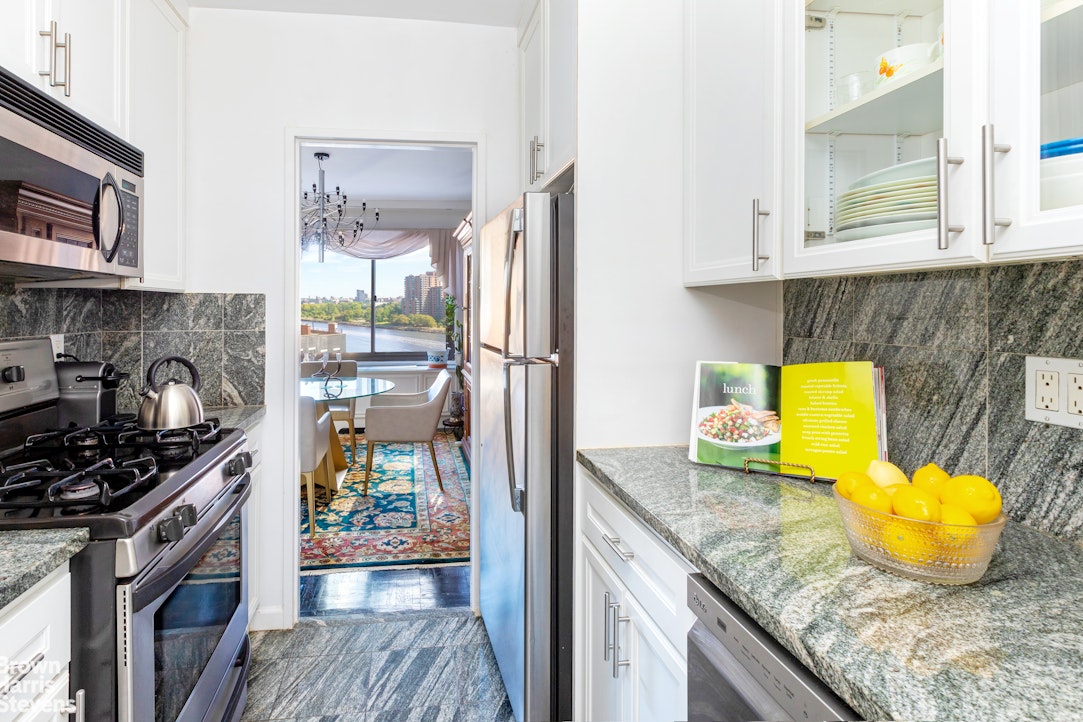 530 East 72nd Street 10B Upper East Side New York NY 10021