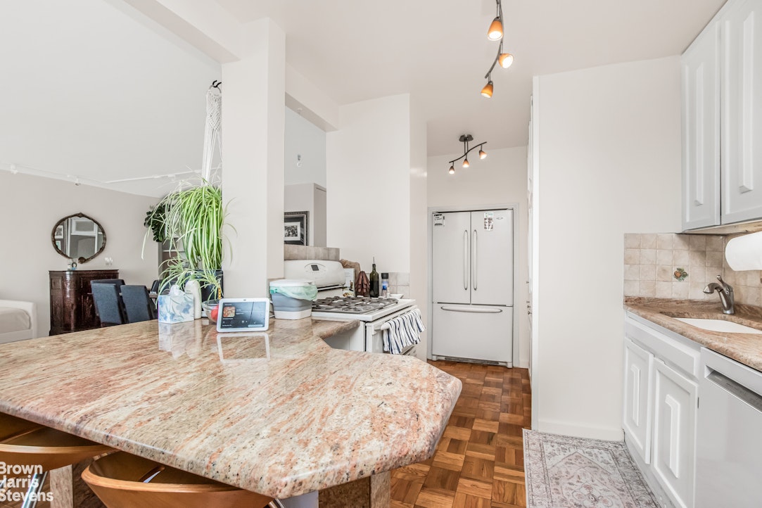 2500 Johnson Avenue 5F Spuyten Duyvil Bronx NY 10463