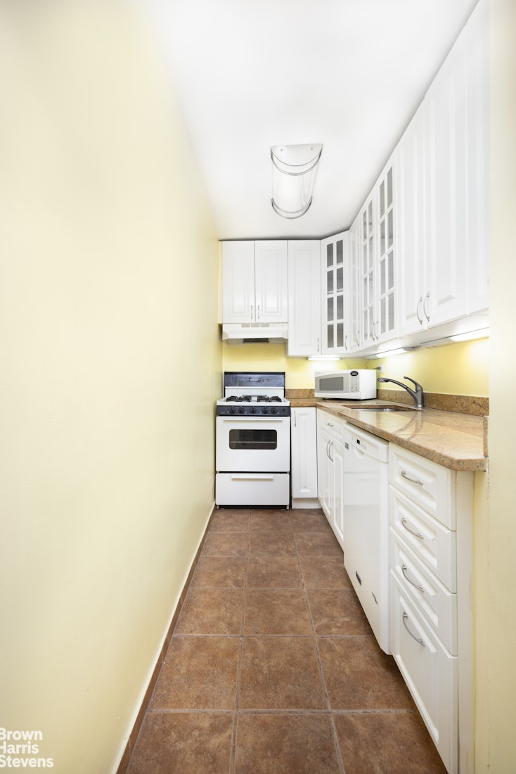 240 East 35th Street Murray Hill New York NY 10016