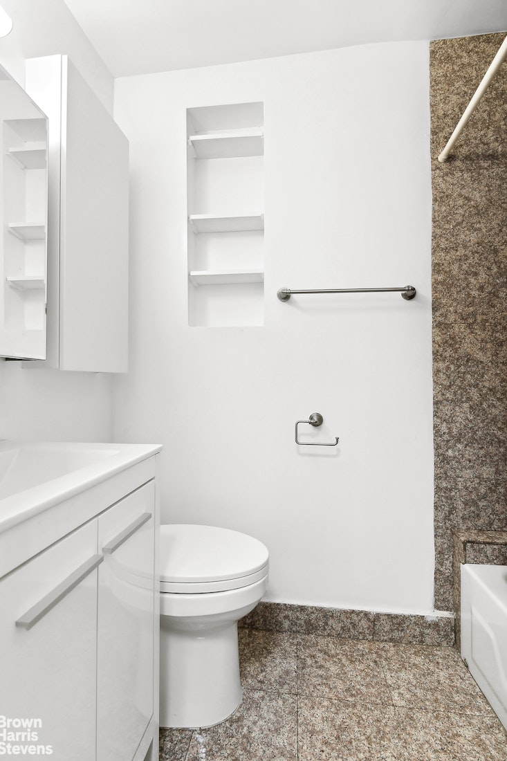 311 East 25th Street 1G Kips Bay New York NY 10010