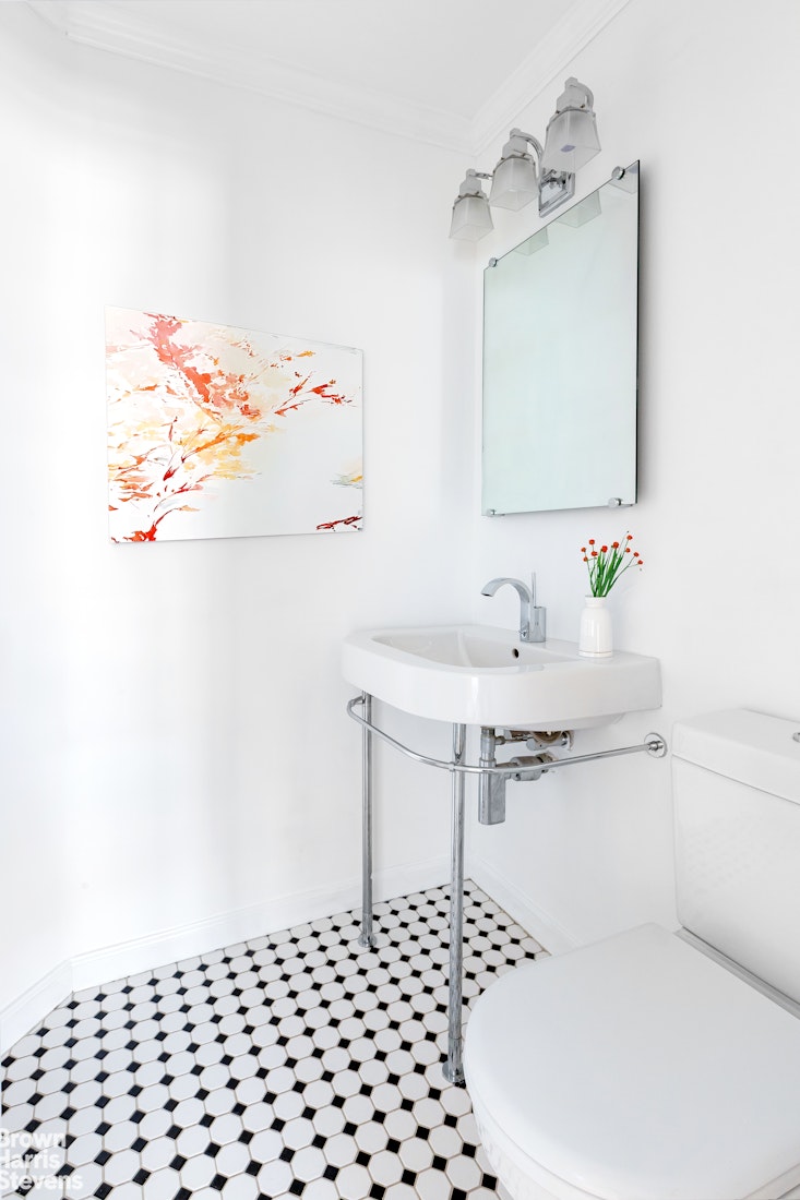 420 East 55th Street 11F Sutton Place New York NY 10022