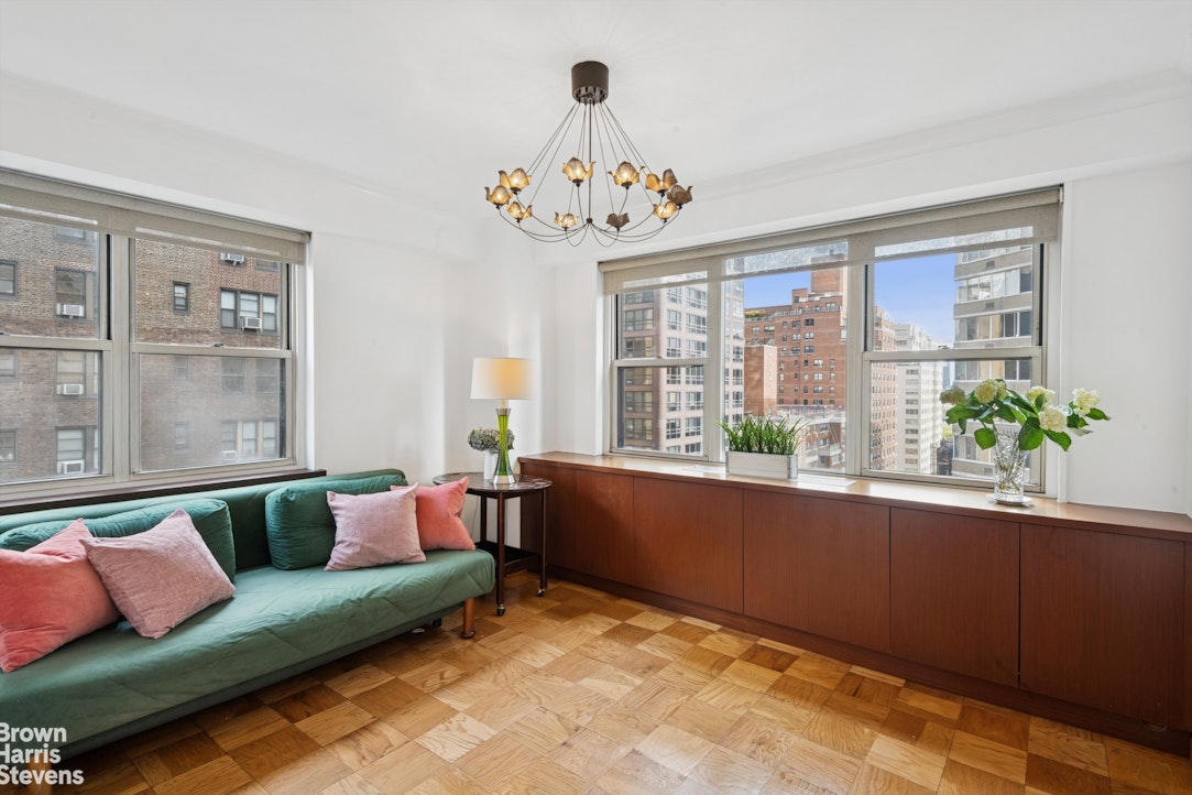 400 East 54th Street 14F Sutton Place New York NY 10022