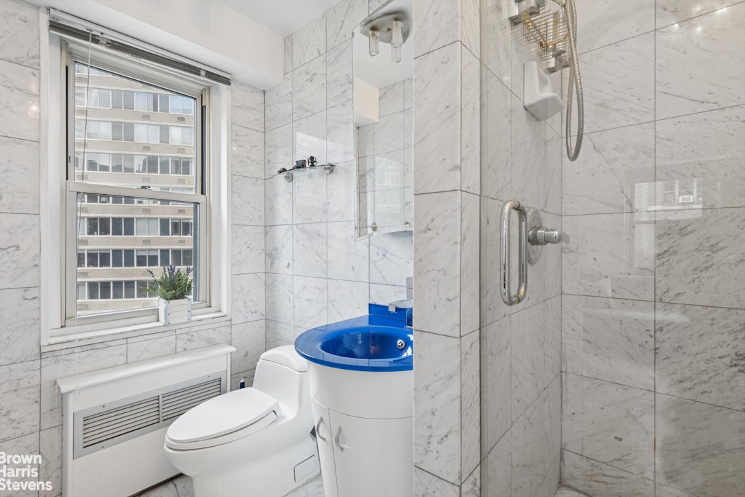 400 East 54th Street 14F Sutton Place New York NY 10022