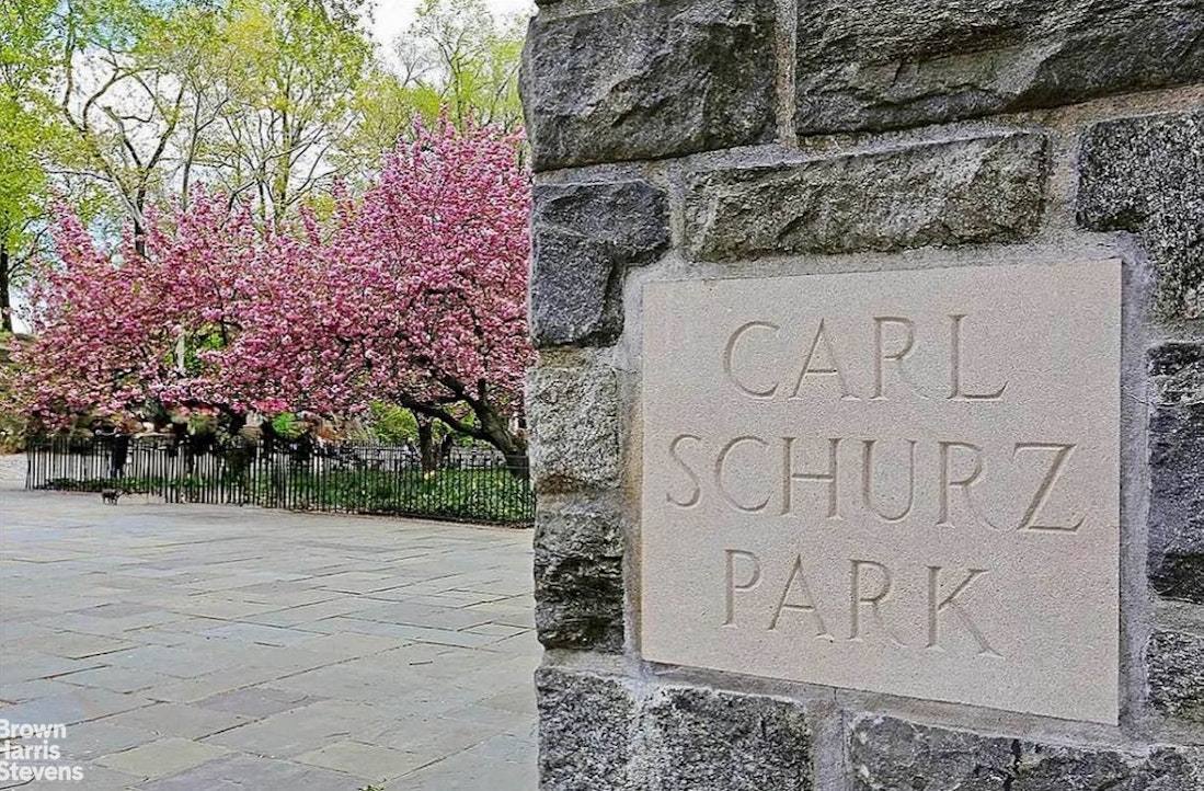 300 East 85th Street 1803 Upper East Side New York NY 10028