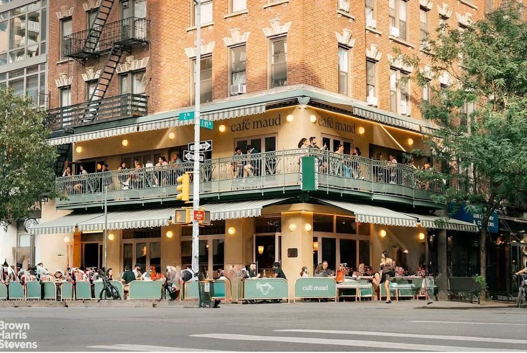 300 East 85th Street 1803 Upper East Side New York NY 10028