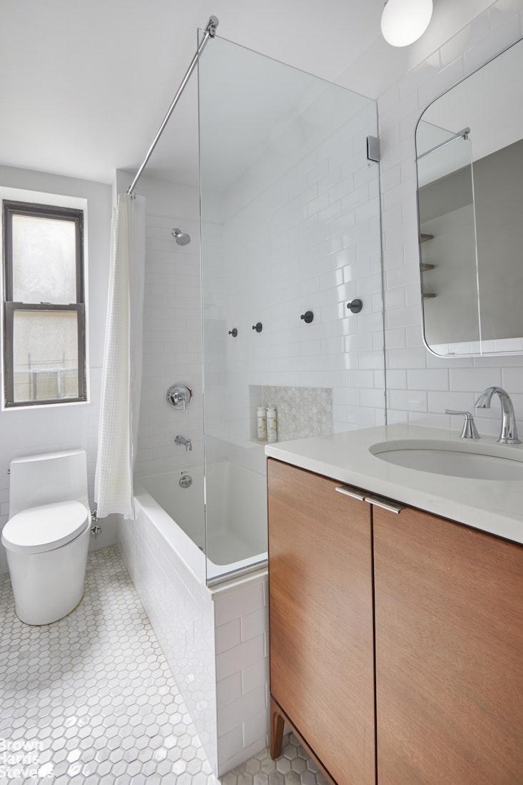 40 West 77th Street 1A Upper West Side New York NY 10024