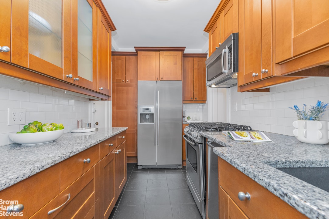 345 West 55th Street Clinton New York NY 10019